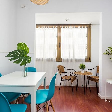 Lodging Apartments Illa Diagonal Barselona Dış mekan fotoğraf
