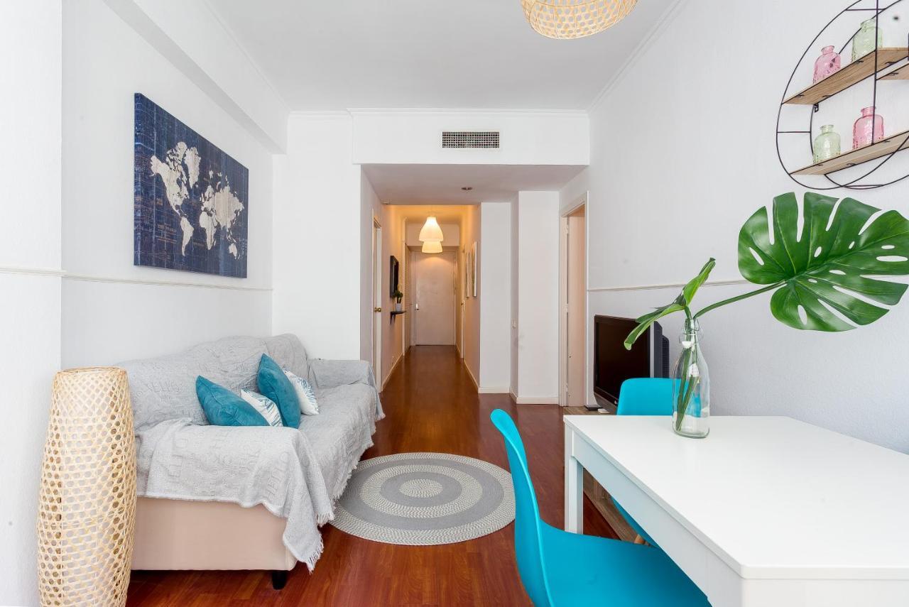 Lodging Apartments Illa Diagonal Barselona Dış mekan fotoğraf